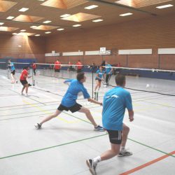 Badminton in der Sporthalle Ramsloh